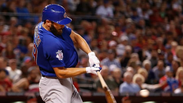 jake-arrieta-home-run-derby.jpg